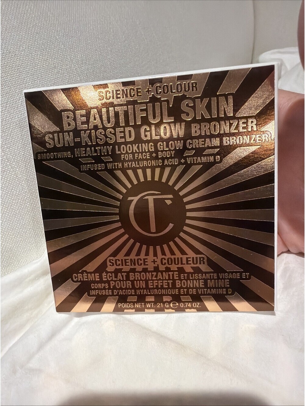 CHARLOTTE TILBURY BEAUTIFUL SKIN SUN-KISSED GLOW BRONZER "1 FAIR"